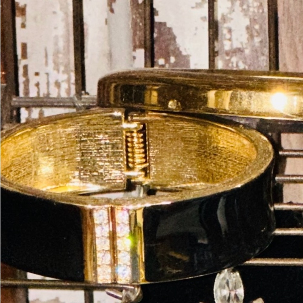 Vintage Black Enamel Double Column Rhinestones Hinged Bangle Cuff Stunning